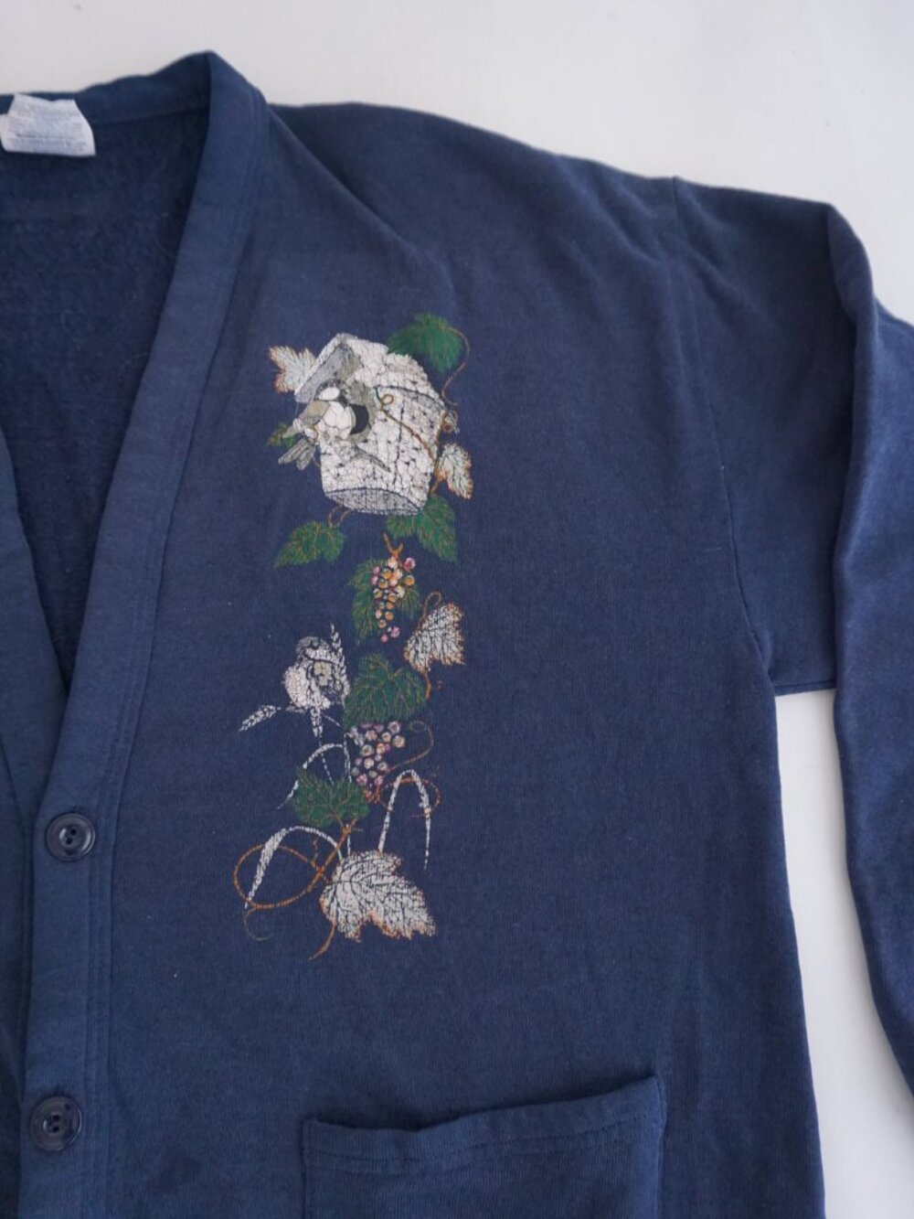 Vintage Jerzees Navy Bird Floral Embroidered Cottagecore Button Cardigan OSFM - Picture 6 of 9